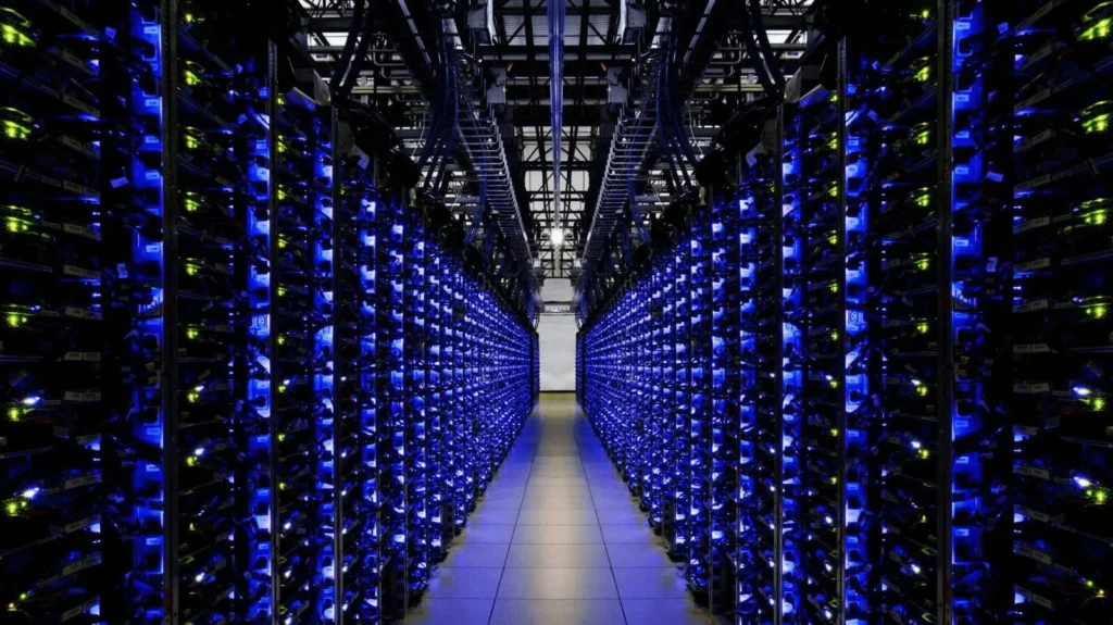 Server là gì? Khám phá máy chủ – Nền tảng cốt lõi cho chuyển đổi số doanh nghiệp Việt 2026 - Tin tức Golden Bee